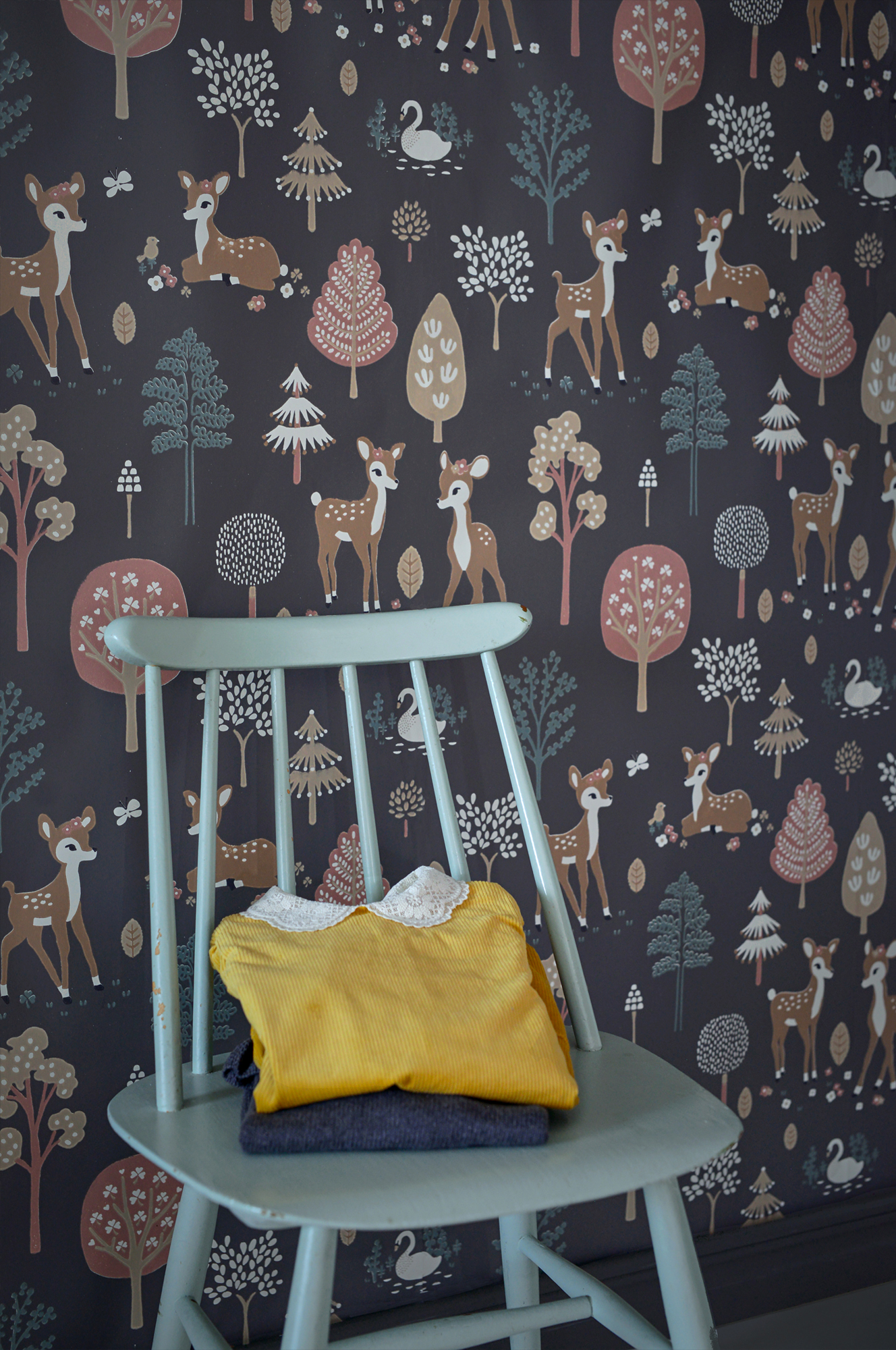 Golden Woods, Deep Grey, Majvillan 5